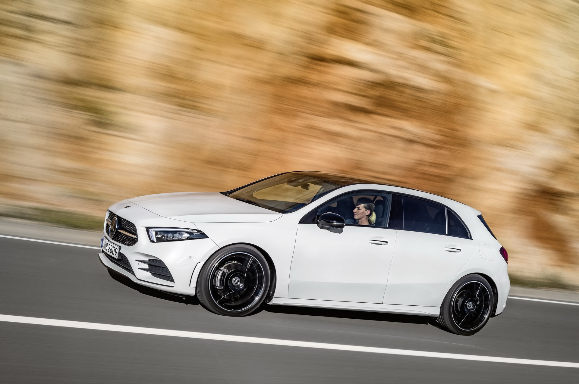 Yeni kasa 2018 Mercedes A Serisi Resim Galerisi