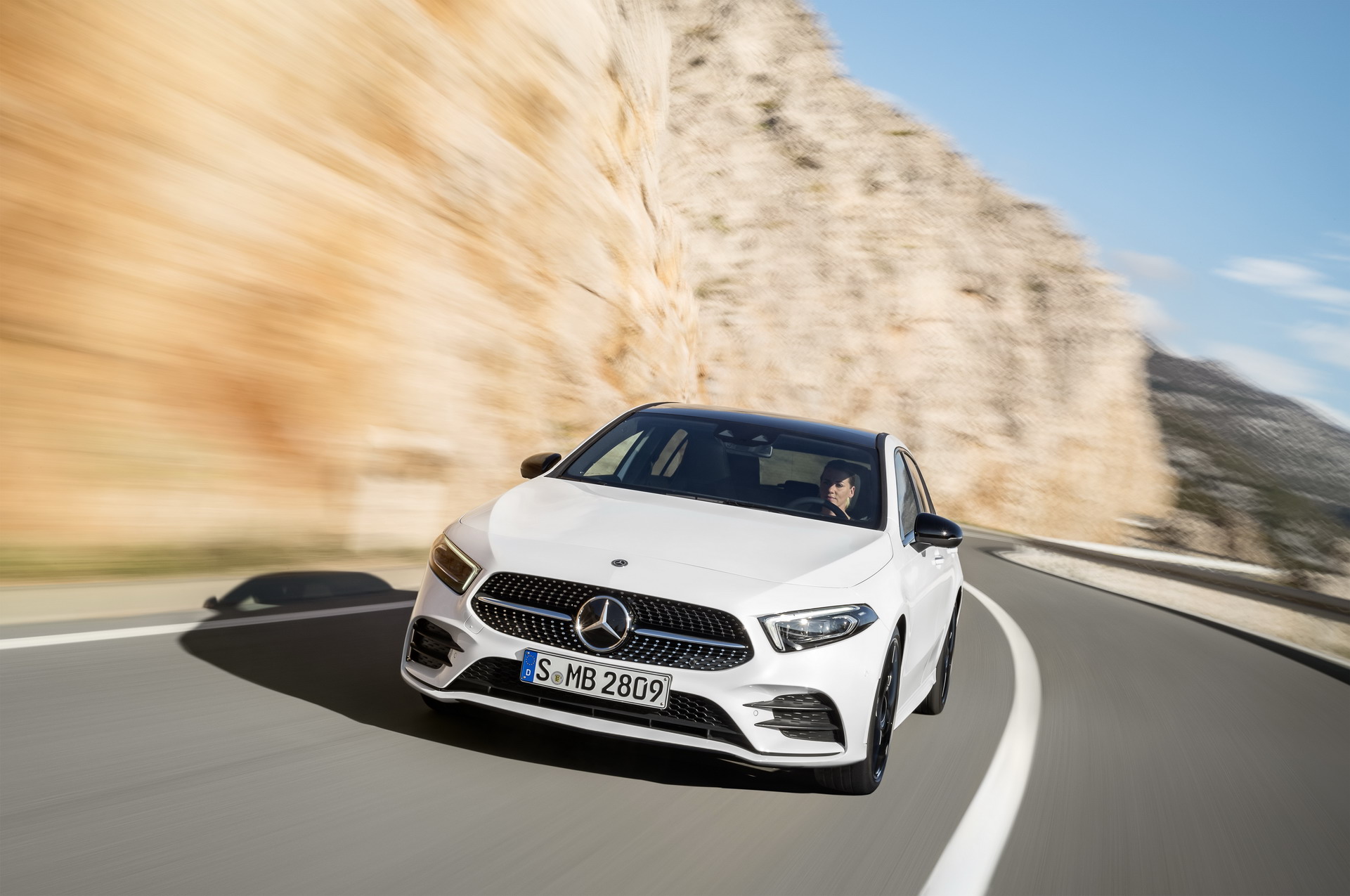Yeni kasa 2018 Mercedes A Serisi Resim Galerisi