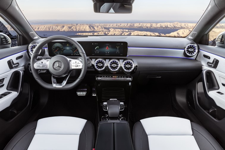2019 Mercedes A-Serisi resim galerisi