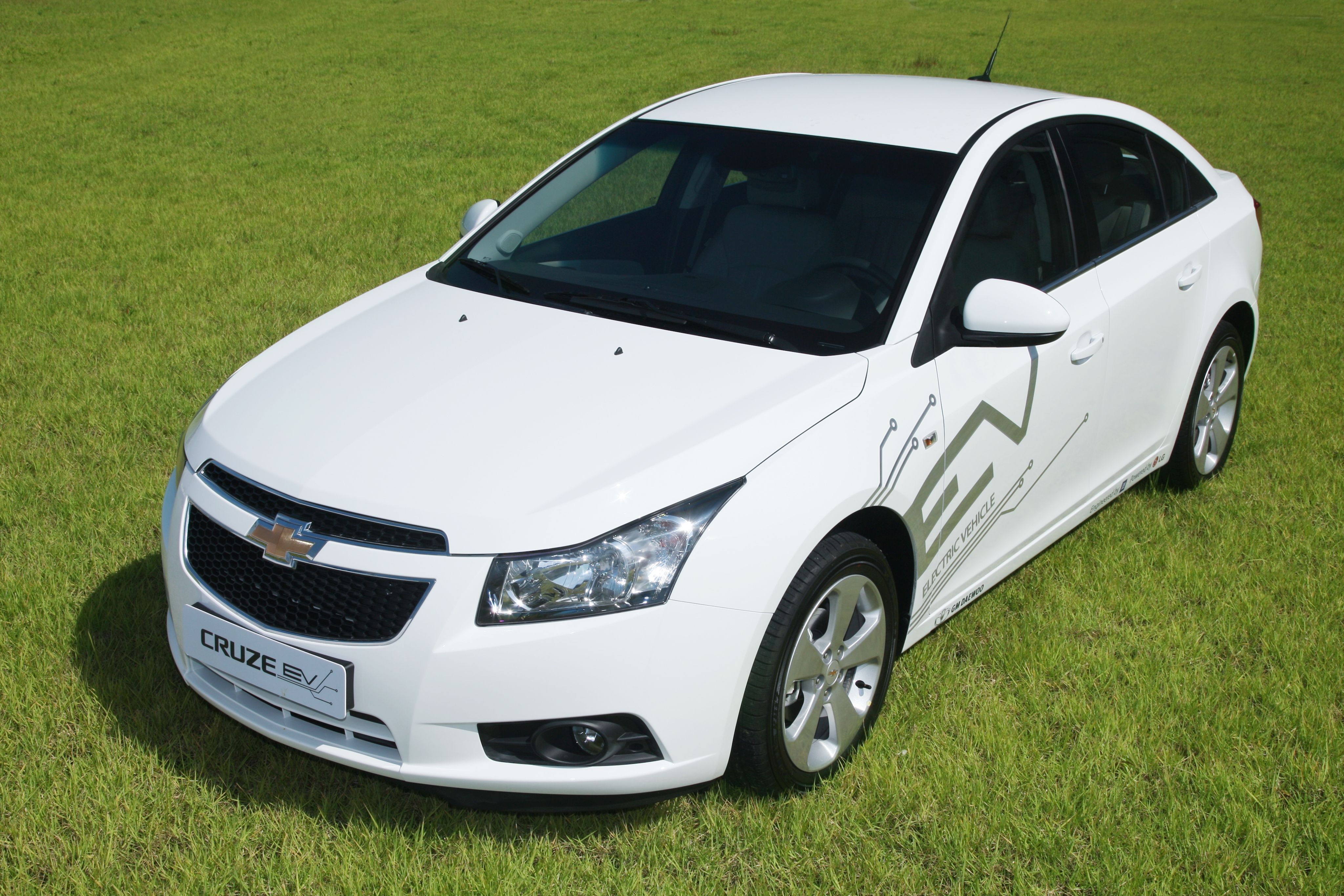 CHEVROLET CRUZE SEDAN GALER