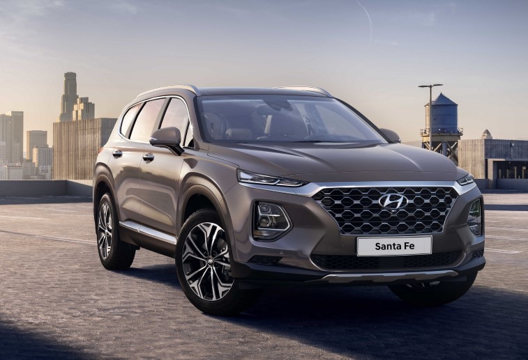 2019 Hyundai Santa Fe resim galerisi