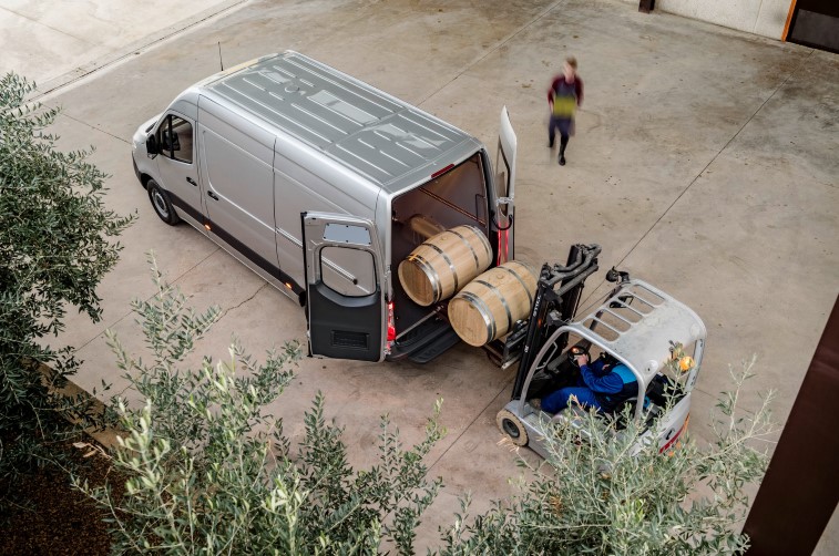 2018 Mercedes Sprinter resim galerisi (07.02.2018)