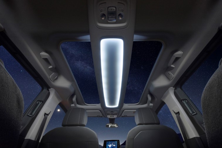 Yeni 2018 Opel Combo Life MPV resim galerisi (20.02.2018)