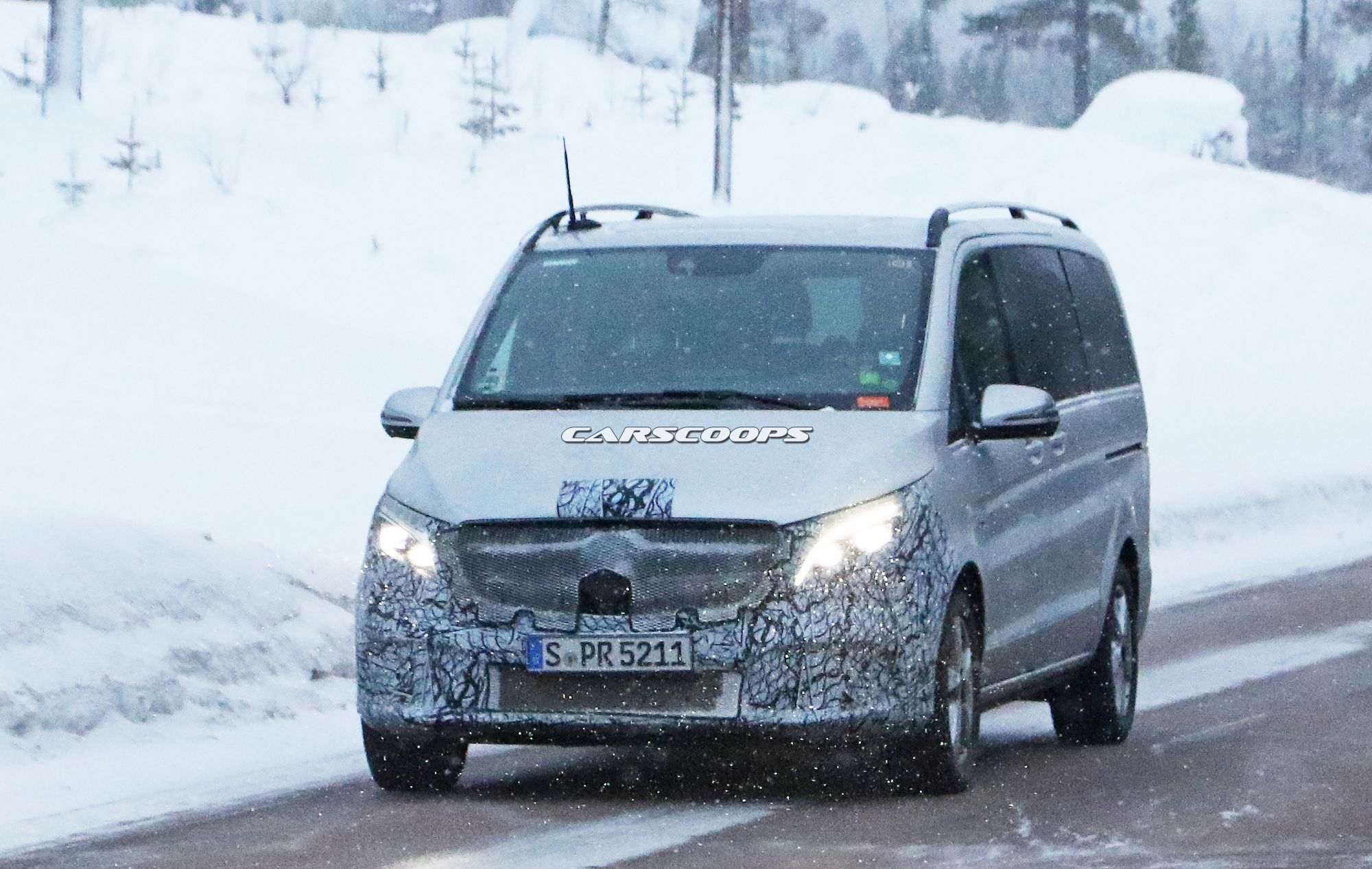 Makyajl Mercedes-Benz V-Serisi resim galerisi (21.02.2018)