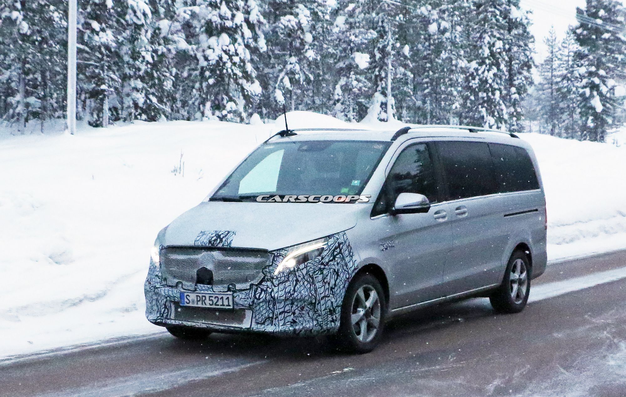 Makyajl Mercedes-Benz V-Serisi resim galerisi (21.02.2018)