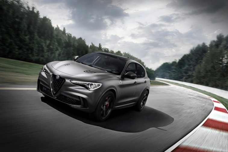 Alfa Romeo Cenevre modelleri (Giulia ve Stelvio Nurburgring Versiyonlar ile 4C zel Modelleri) resim galerisi (02.03.2018)