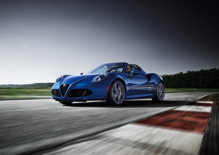 Alfa Romeo Cenevre modelleri (Giulia ve Stelvio Nurburgring Versiyonlar ile 4C zel Modelleri) resim galerisi (02.03.2018)