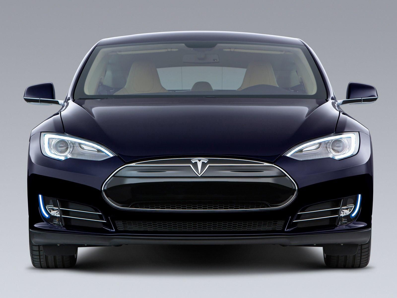 TESLA MODEL S RESM GALERS
