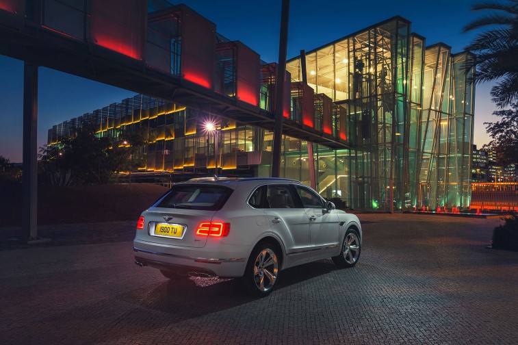 Bentley Bentayga plug-in hibrit resim galerisi (05.03.2018)