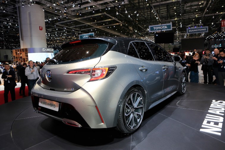 Toyota Auris resim galerisi (Cenevre'den fotoraflar) (08.03.2018)