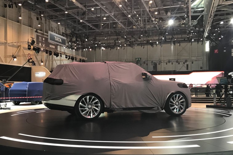 Range Rover SV Coupe resim galerisi (08.03.2018)