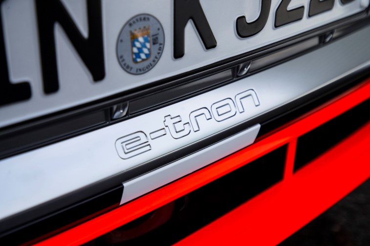 Audi E-Tron prototip resim galerisi (Cenevre) (08.03.2018)