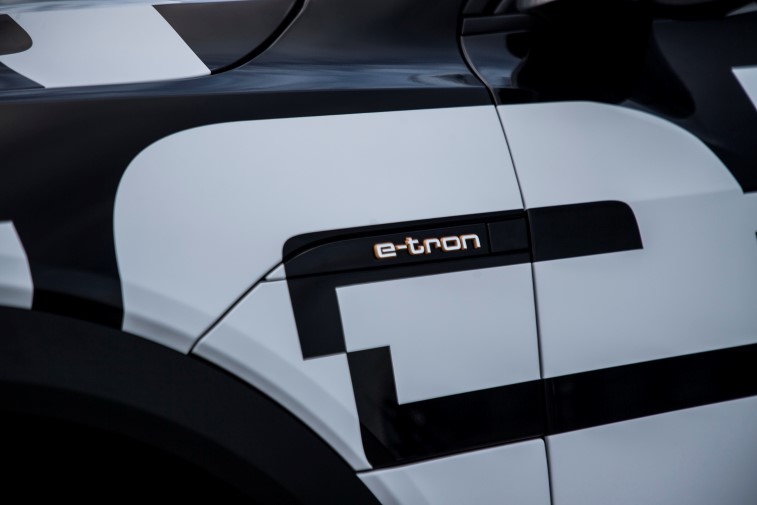 Audi E-Tron prototip resim galerisi (Cenevre) (08.03.2018)