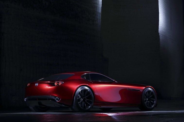 Mazda RX-VISION ve RX-VISION COUPE resim galerisi (11.03.2018)