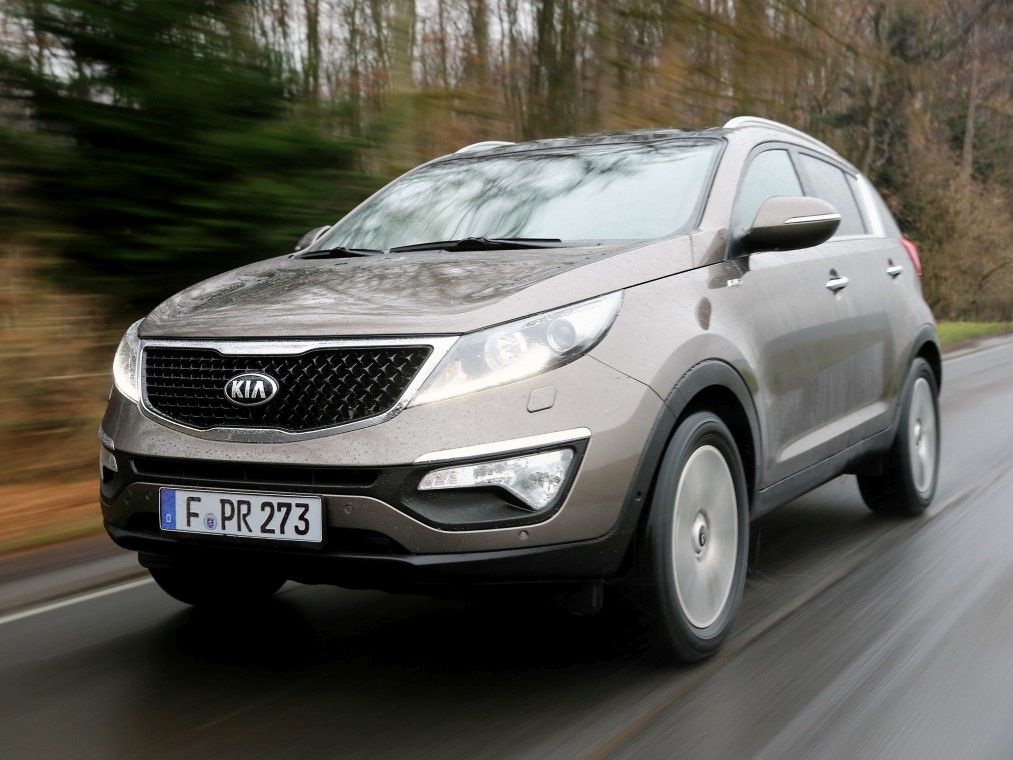 YEN MAKYAJLI 2014 KA SPORTAGE DETAYLI RESM GALERS