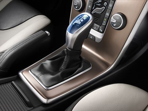 VOLVO V40 CROSS COUNTRY GALER