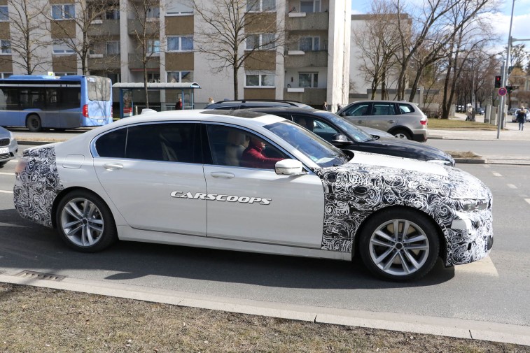 Makyajl BMW 7 Serisi resim galerisi (21.03.2018)