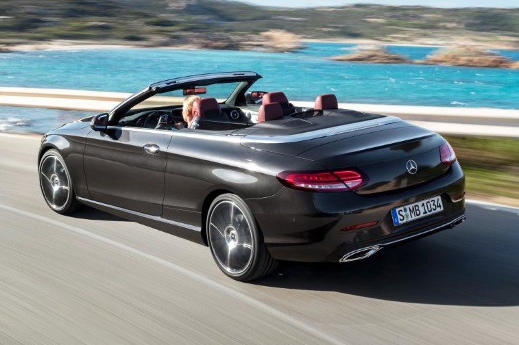 Mercedes C-Serisi Coupe ve Cabrio resim galerisi (22.03.2018)