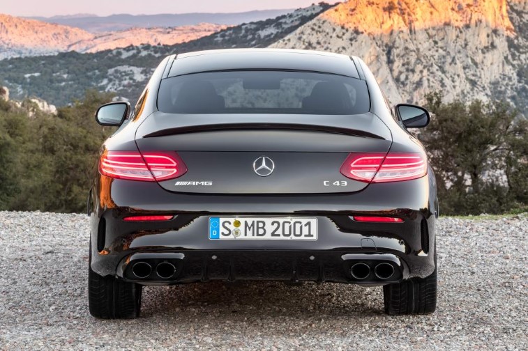 Mercedes C-Serisi Coupe ve Cabrio resim galerisi (22.03.2018)