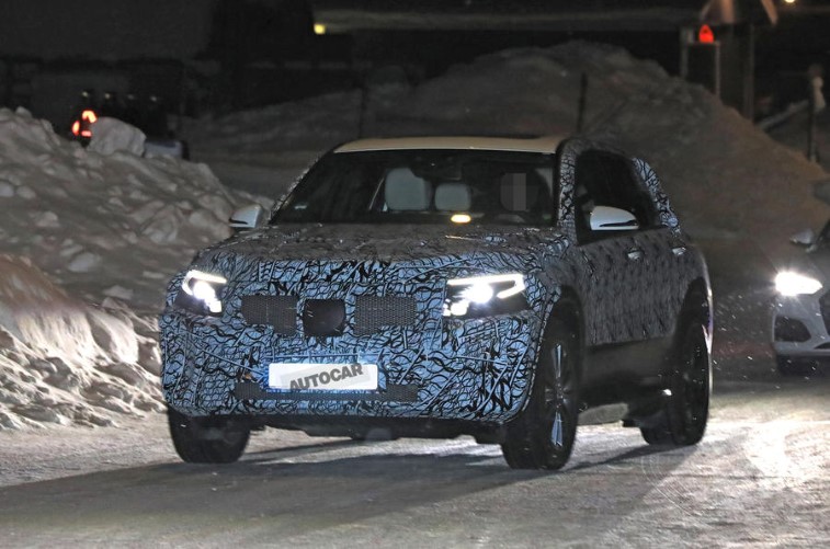 Mercedes-Benz EQ C resim galerisi (27.03.2018)