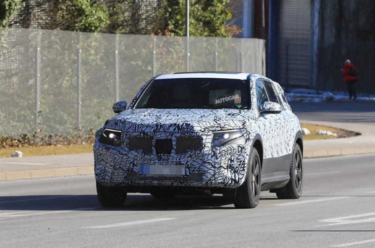 Mercedes-Benz EQ C resim galerisi (27.03.2018)