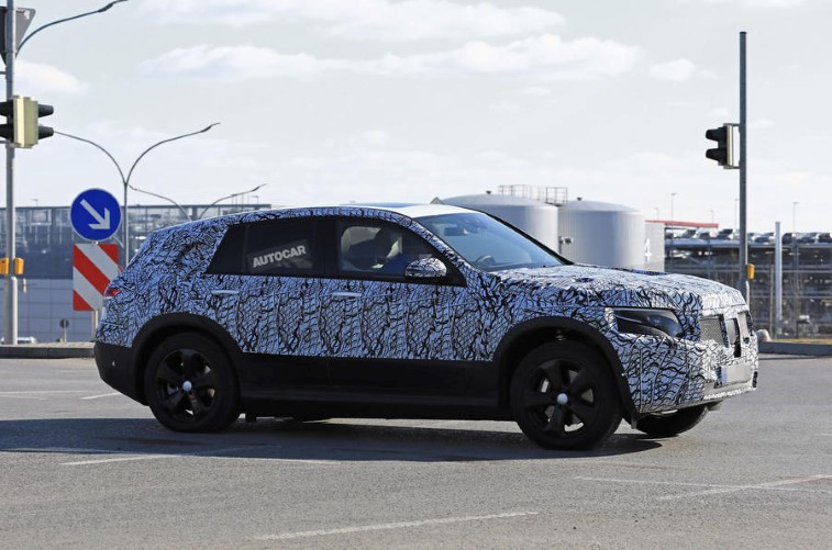 Mercedes-Benz EQ C resim galerisi (27.03.2018)