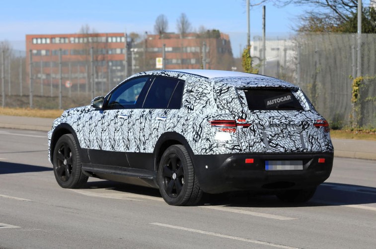 Mercedes-Benz EQ C resim galerisi (27.03.2018)