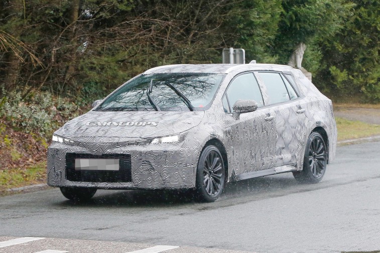 2019 Auris Touring Sports resim galerisi (29.03.2018)