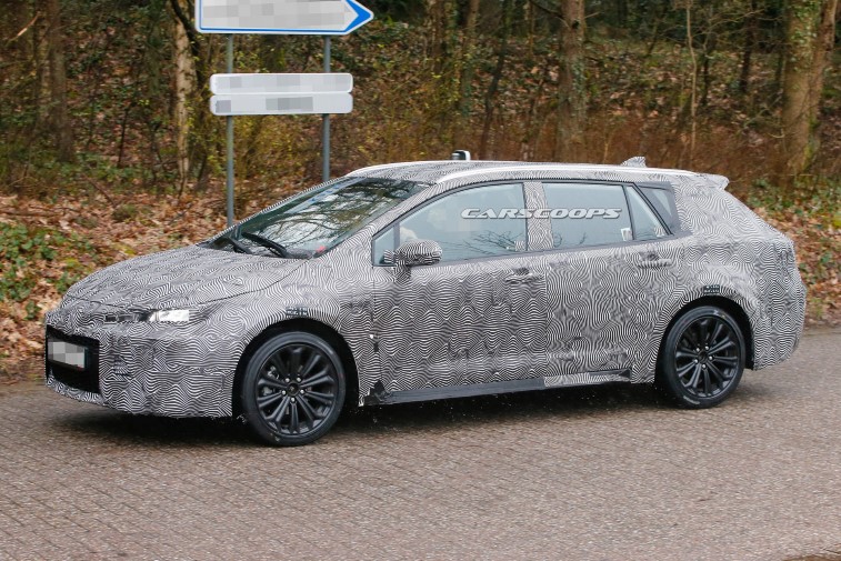 2019 Auris Touring Sports resim galerisi (29.03.2018)