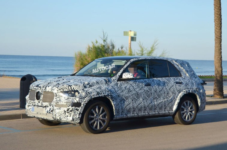 2018 Mercedes-Benz AMG GLE 63 resim galerisi (09.04.2018)