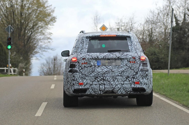 2018 Mercedes-Benz AMG GLE 63 resim galerisi (09.04.2018)