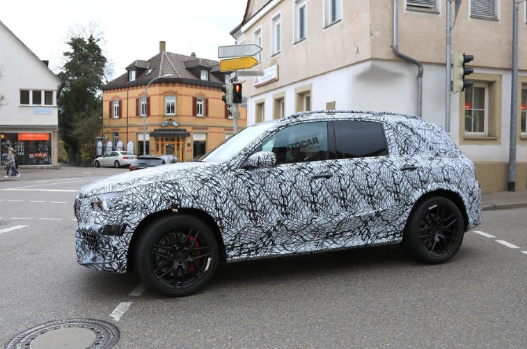 2018 Mercedes-Benz AMG GLE 63 resim galerisi (09.04.2018)
