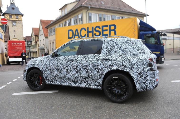 2018 Mercedes-Benz AMG GLE 63 resim galerisi (09.04.2018)