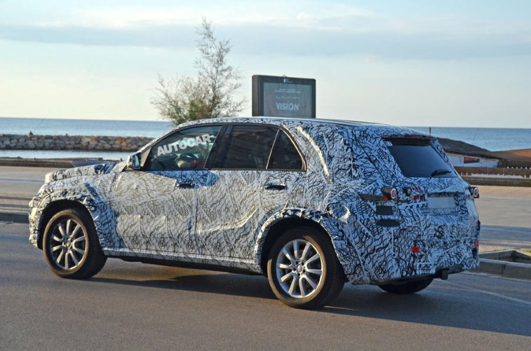 2018 Mercedes-Benz AMG GLE 63 resim galerisi (09.04.2018)