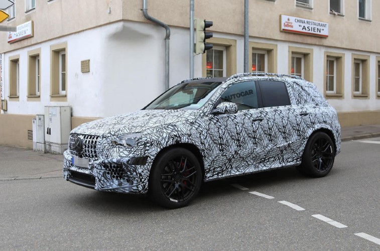 2018 Mercedes-Benz AMG GLE 63 resim galerisi (09.04.2018)