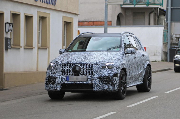 2018 Mercedes-Benz AMG GLE 63 resim galerisi (09.04.2018)