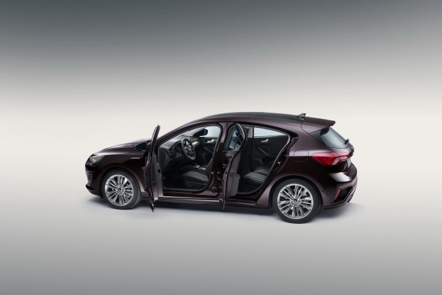2019 Ford Focus resim galerisi (11.04.2018)