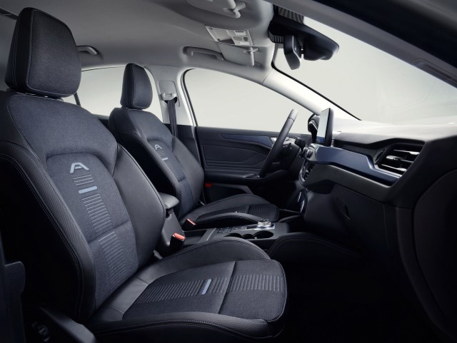 2019 Ford Focus resim galerisi (11.04.2018)