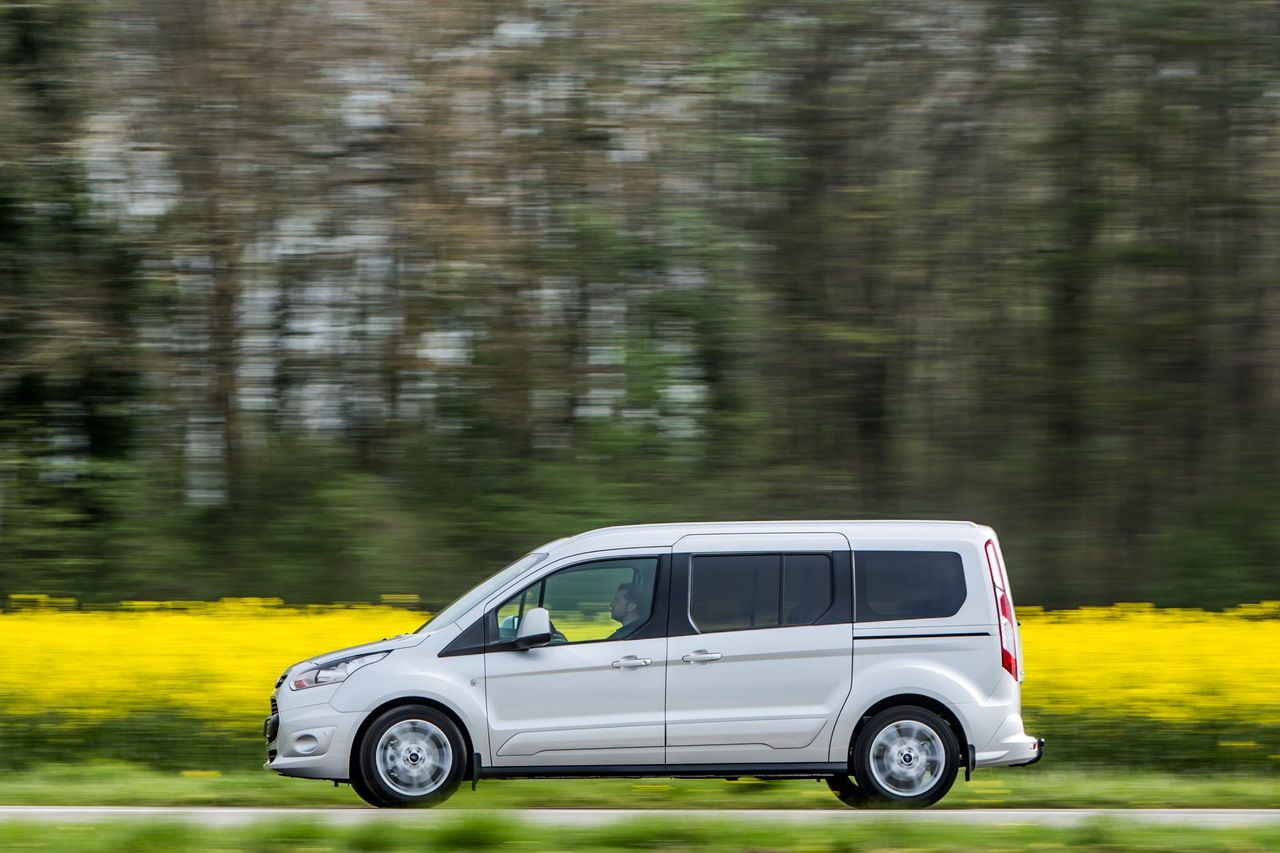 YEN FORD GRAND TOURNEO CONNECT DETAYLI RESM GALERS
