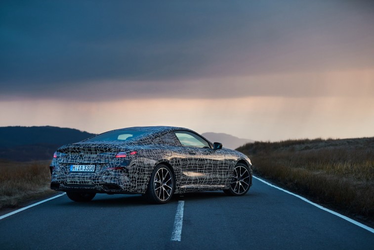 BMW M850i xDrive Coupe resim galerisi (28.04.2018)