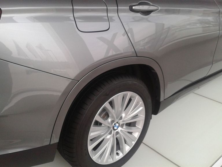 YEN BMW X5 TRKYE'DE SATITA RESM GALERS