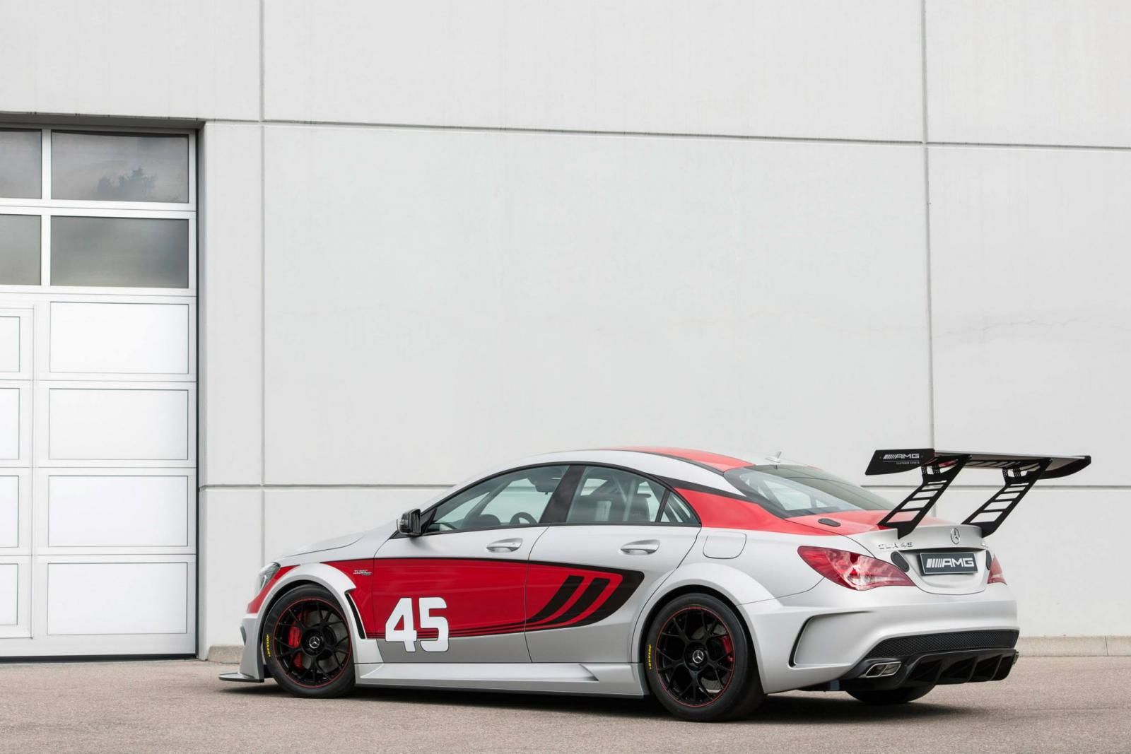 MERCEDES CLA 250 SPORT VE CLA AMG 45 RACNG RESM GALERS