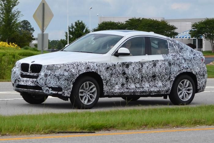 YEN BMW X4 RETM VERSYONU KAMUFLAJLI RESM GALERS