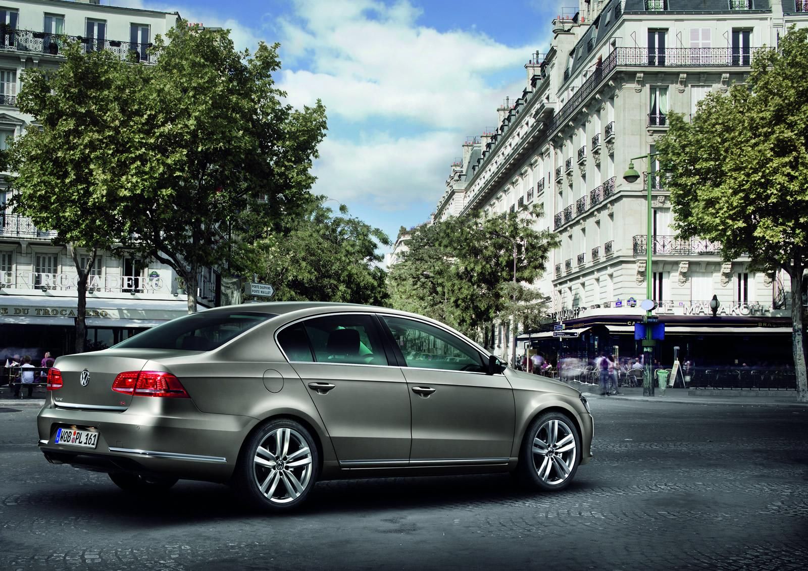 VOLKSWAGEN PASSAT GALER