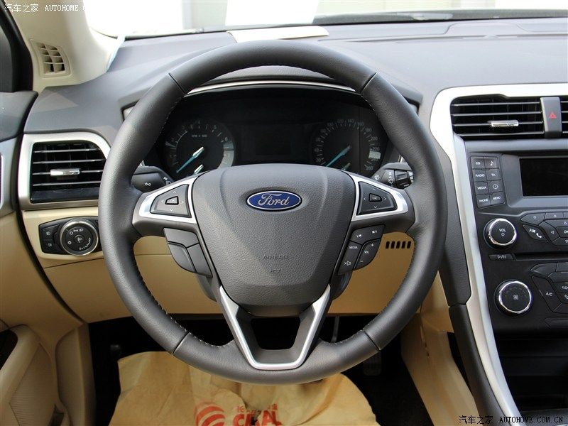 YEN (2014) FORD MONDEO N'DE SATITA RESM GALERS