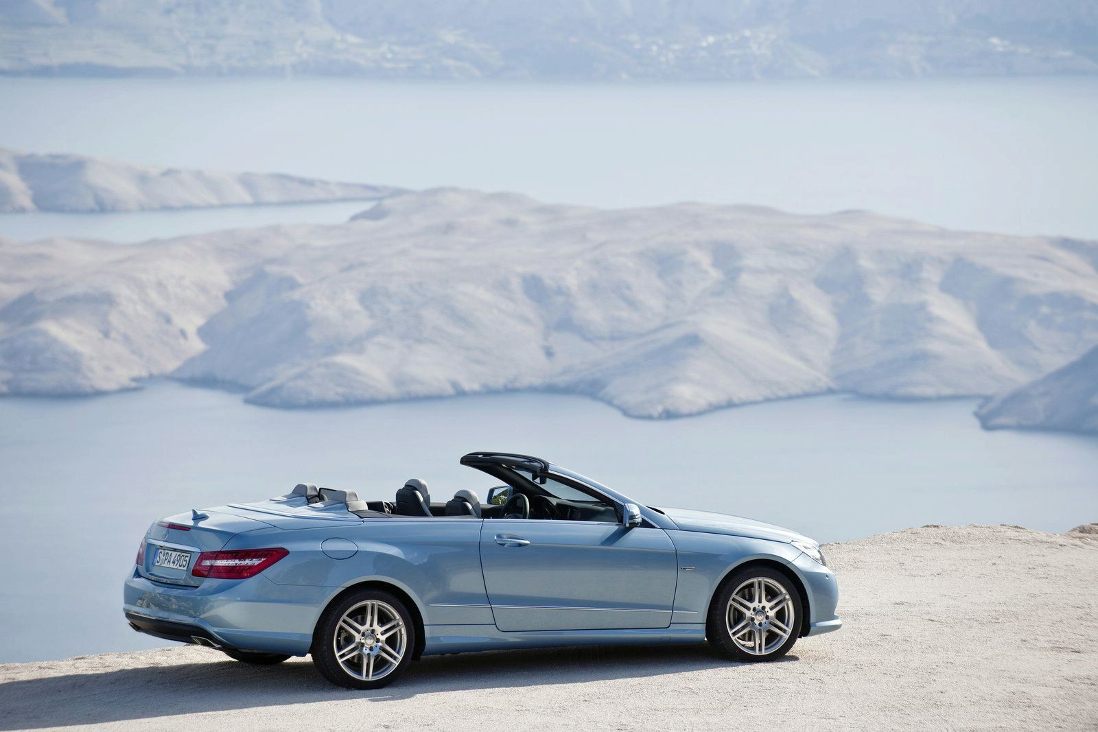 MERCEDES E CONVERTIBLE (2010) GALER