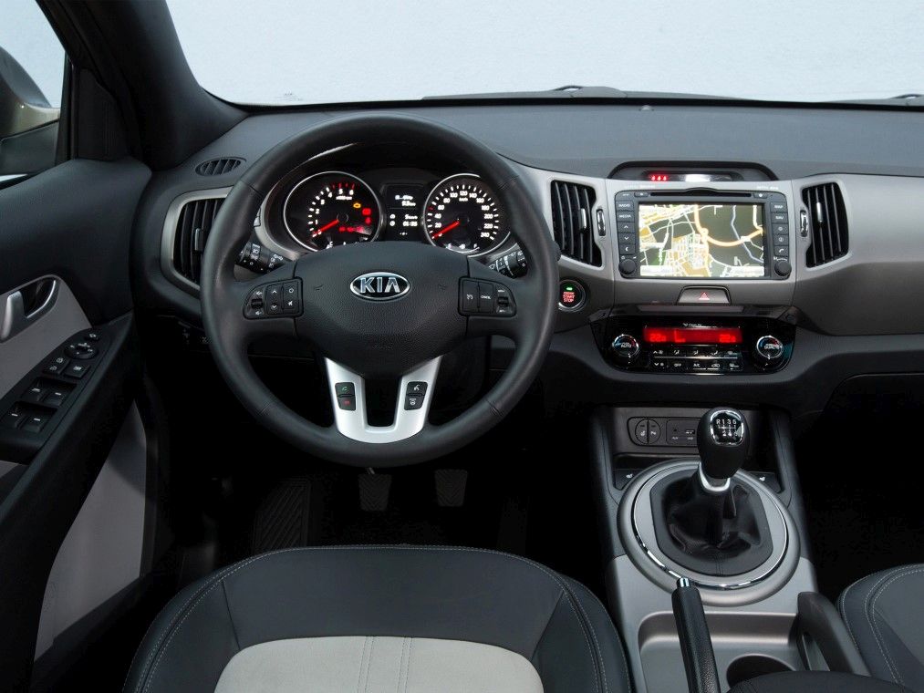 YEN MAKYAJLI 2014 KA SPORTAGE DETAYLI RESM GALERS