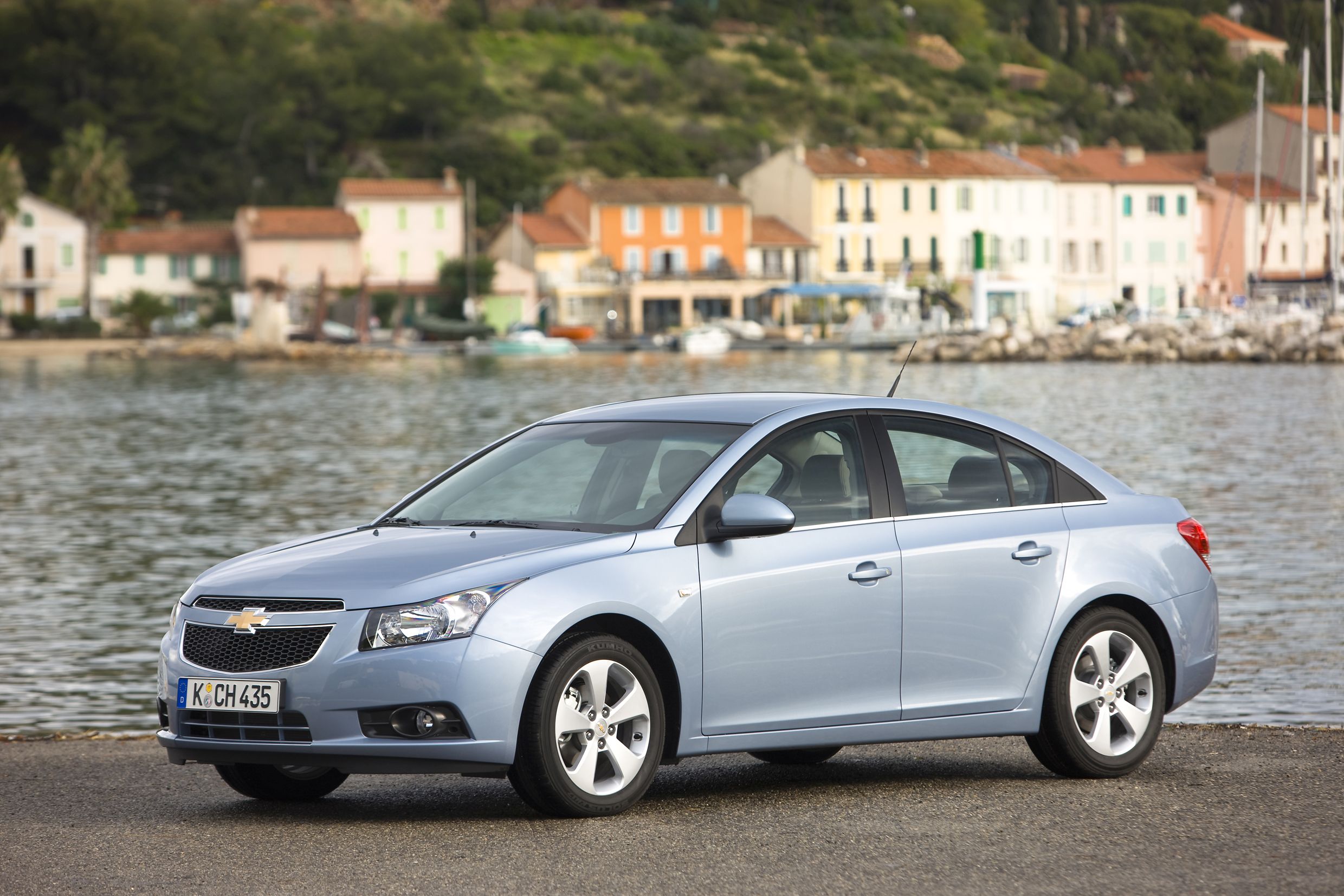 CHEVROLET CRUZE SEDAN GALER