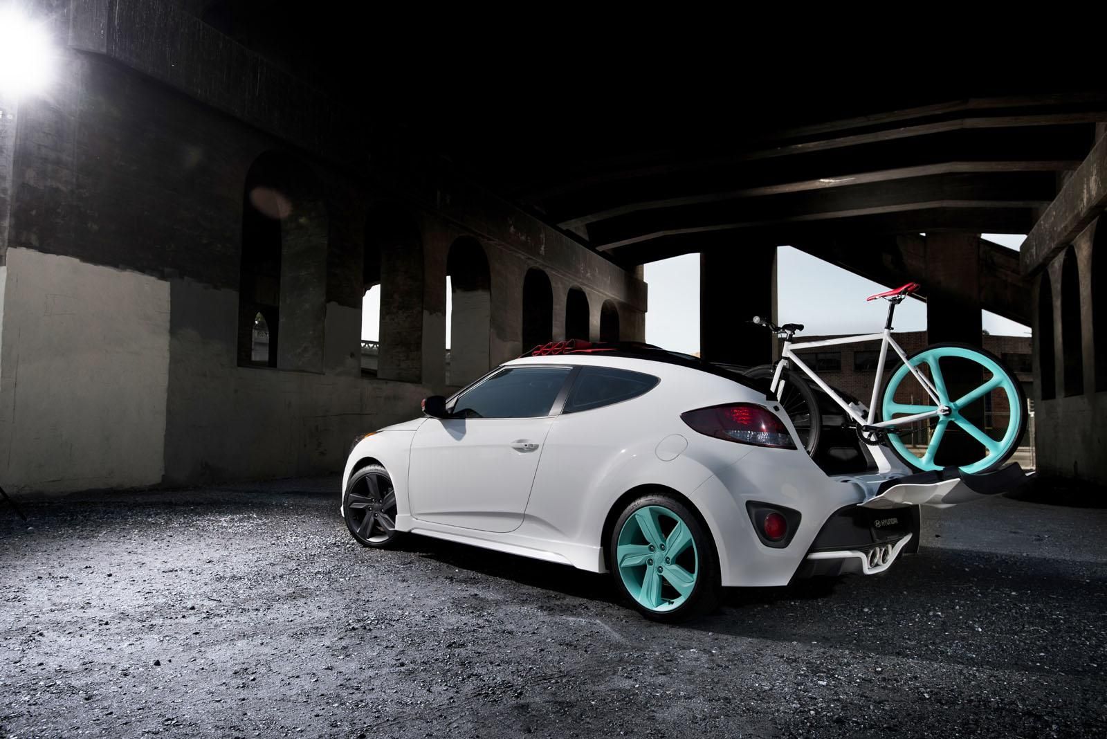 HYUNDA VELOSTER C3 ROLL TOP CONCEPT GALER