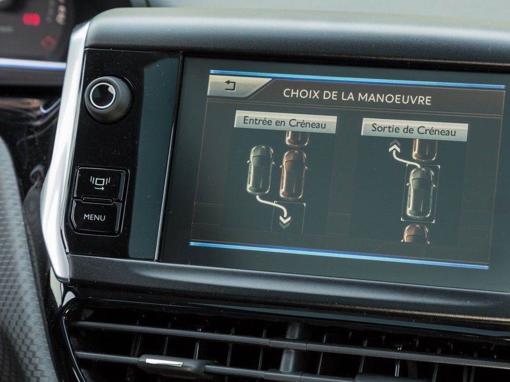 PEUGEOT 2008 M RENAULT CAPTUR MU KARILATIRMA RESM GALERS